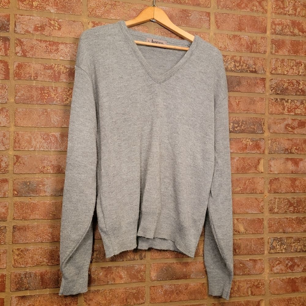 Vintage Jantzen Sport Men's Grey V Neck Sweater Size XL